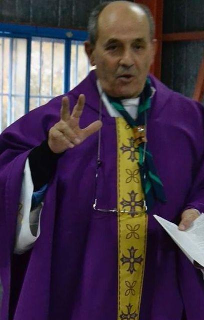 Siniscola dopo 8 anni saluta il parroco 