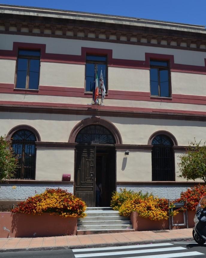 Bosa, addio alle barriere architettoniche del municipio