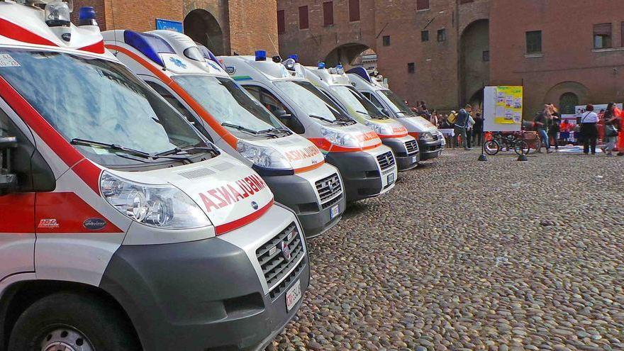 Ferrara, dimessa ma non c’è l’ambulanza: resta la notte in pronto soccorso