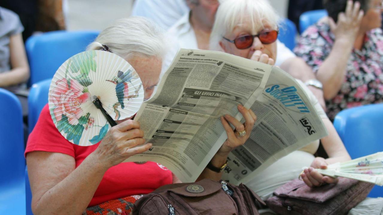Modena, settimana di gran caldo: 5mila 800 anziani monitorati dal Comune