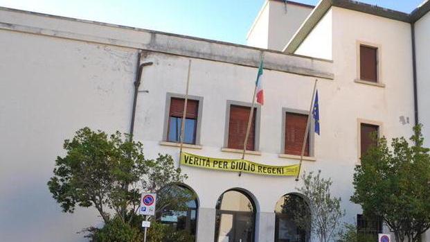 Aria condizionata spenta: il Comune chiuso di pomeriggio