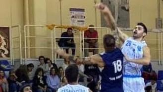 «Perché il calcio sì e gli altri sport di contatto no?»