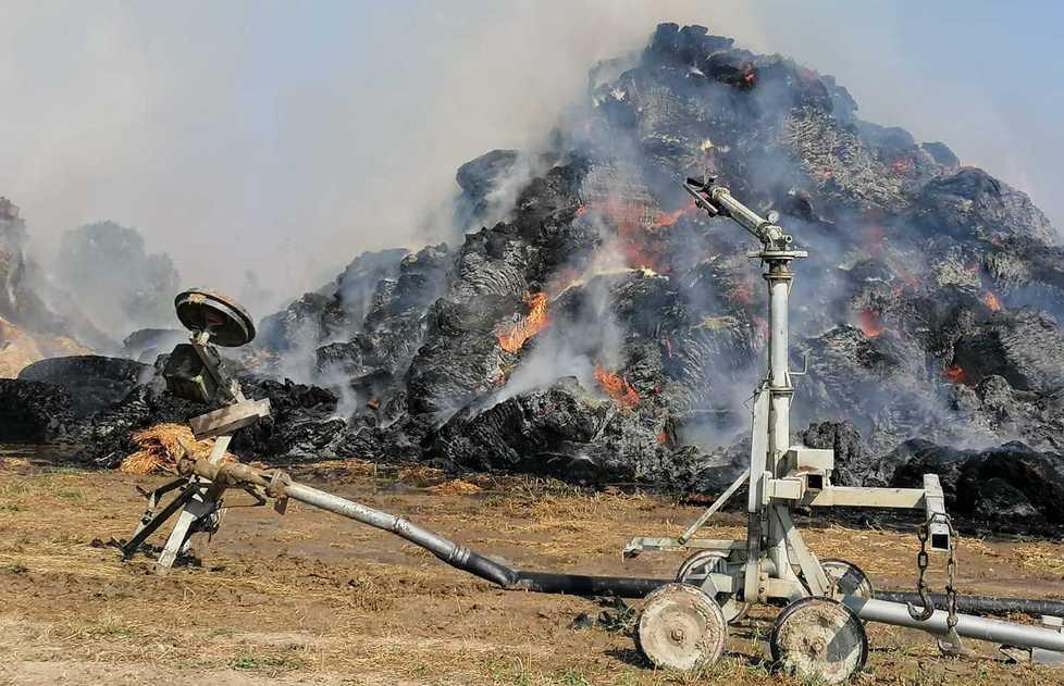 Incendio distrugge mille rotoballe all’azienda agricola Vallone di Brugneto 
