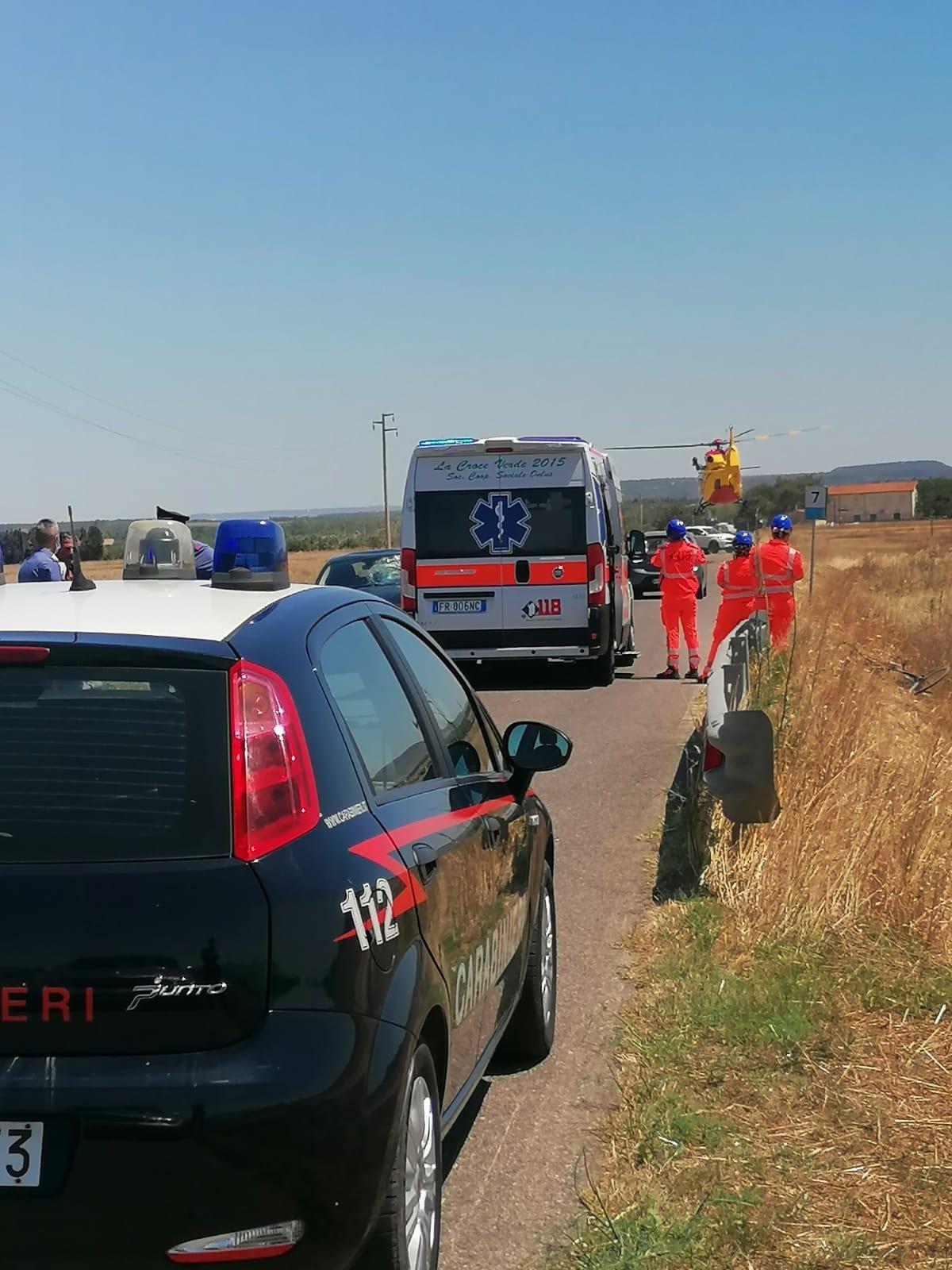 Ciclista travolto e ucciso da un'auto sulla strada Sardara-Pabillonis 