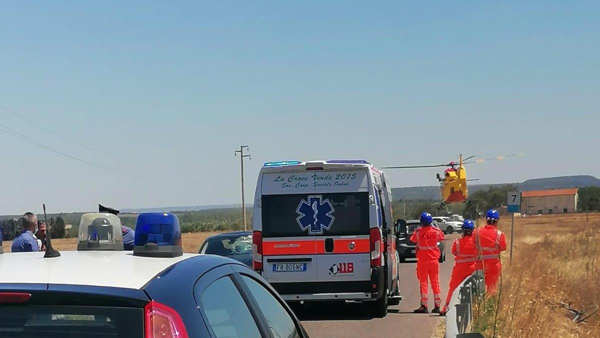 Ciclista travolto e ucciso da un'auto sulla strada Sardara-Pabillonis 