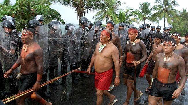 Brasile, una Ong: 2 indigeni Yanomami uccisi da cercatori d'oro 