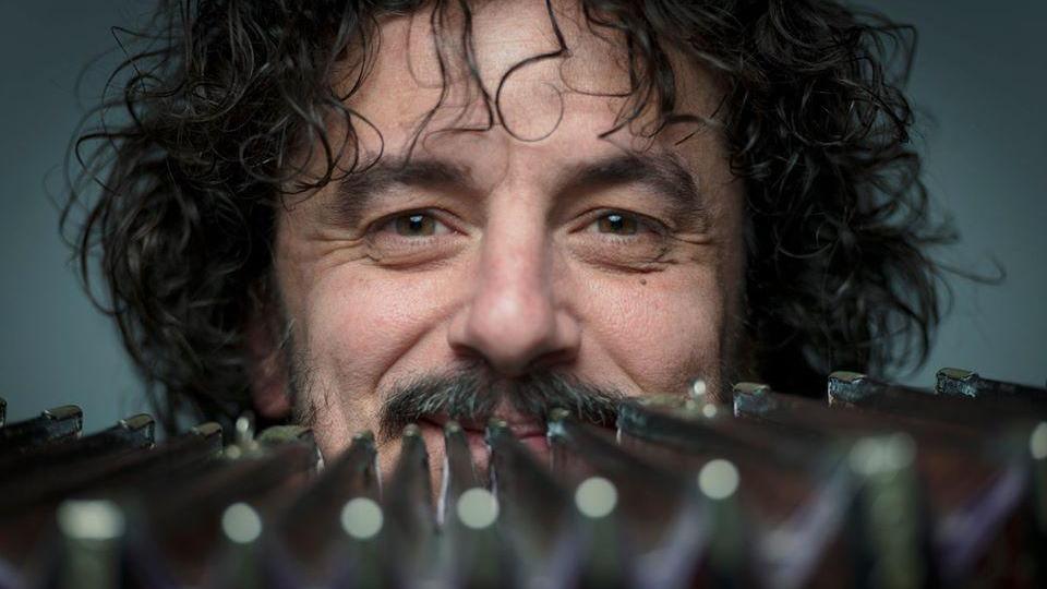 Il 16 luglio Carlo Maver, bandoneon solo, si esibirà alla Pieve di Santa Maria a Montespertoli