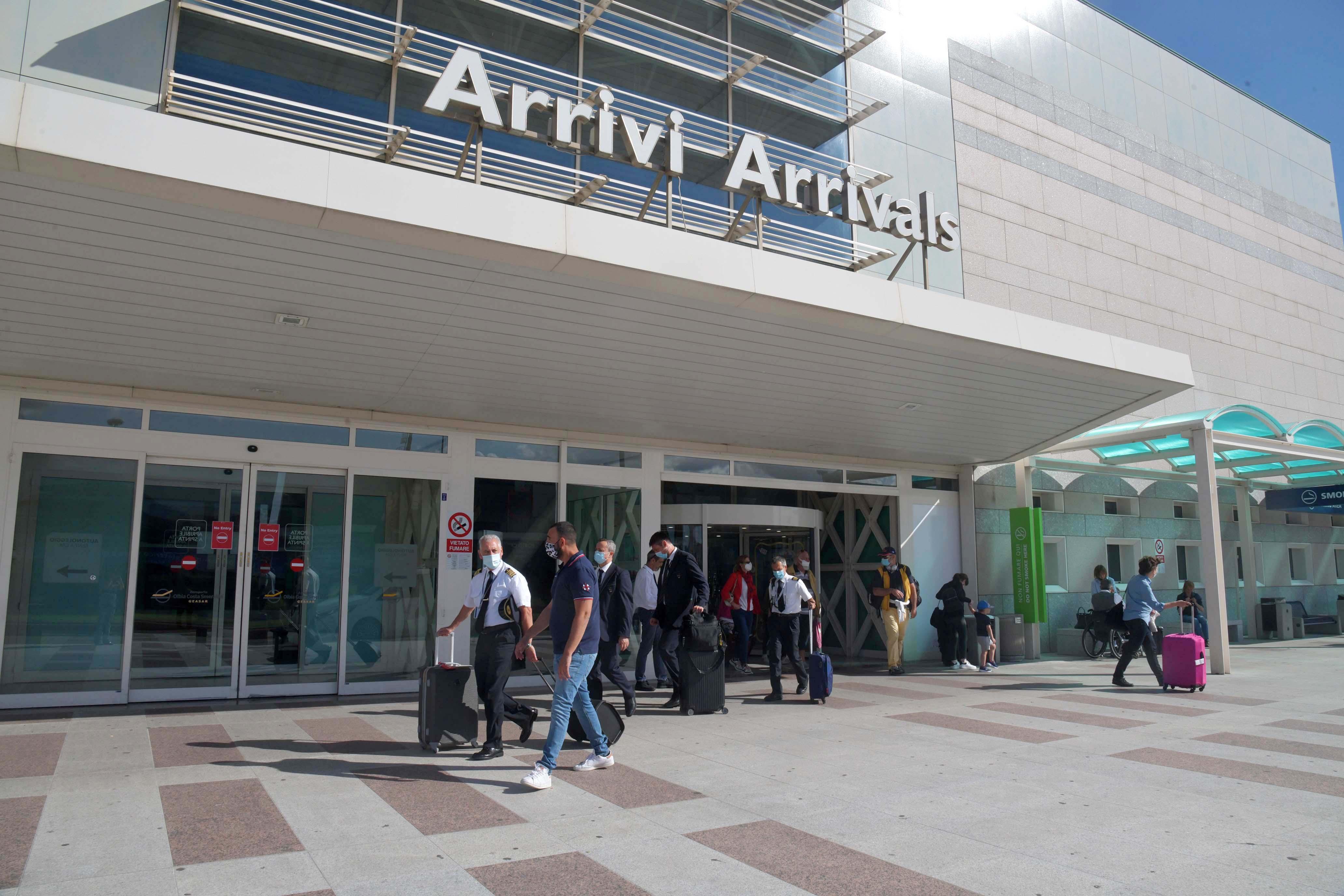 Aeroporto di Olbia: confermati tutti i voli ma a luglio calo di traffico del 50 per cento