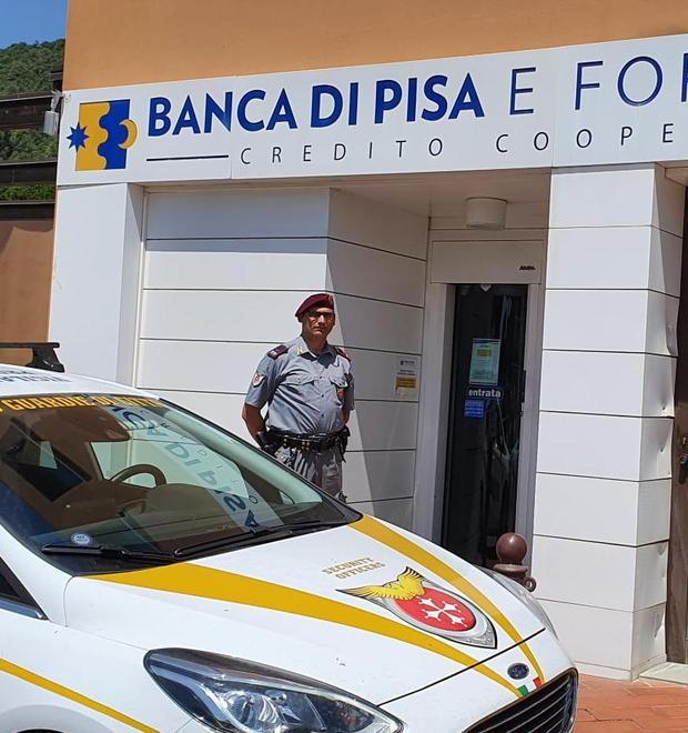 Banche nel mirino Sventato un furto alla Pisa e Fornacette 