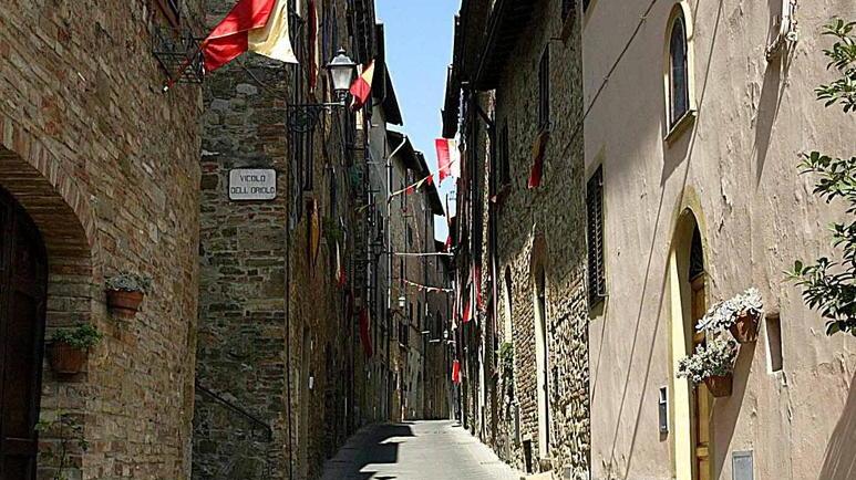 Alla scoperta di fascino e misteri di Gambassi