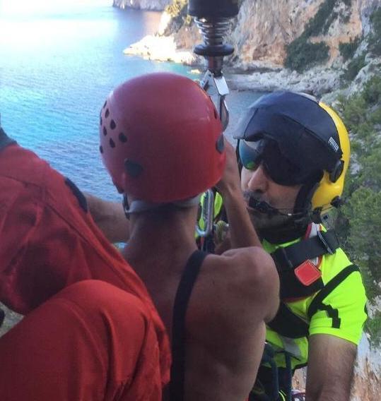 Escursionista 22enne soccorso dai vigili a Cala Goloritzé