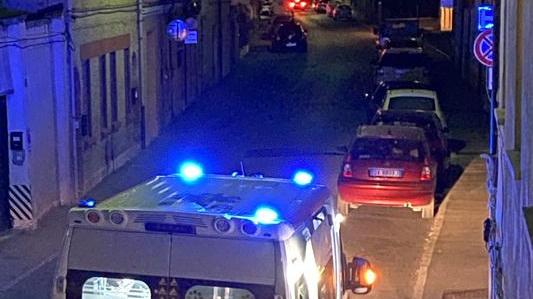 Candela provoca uno scoppio Gravi ustioni per una donna