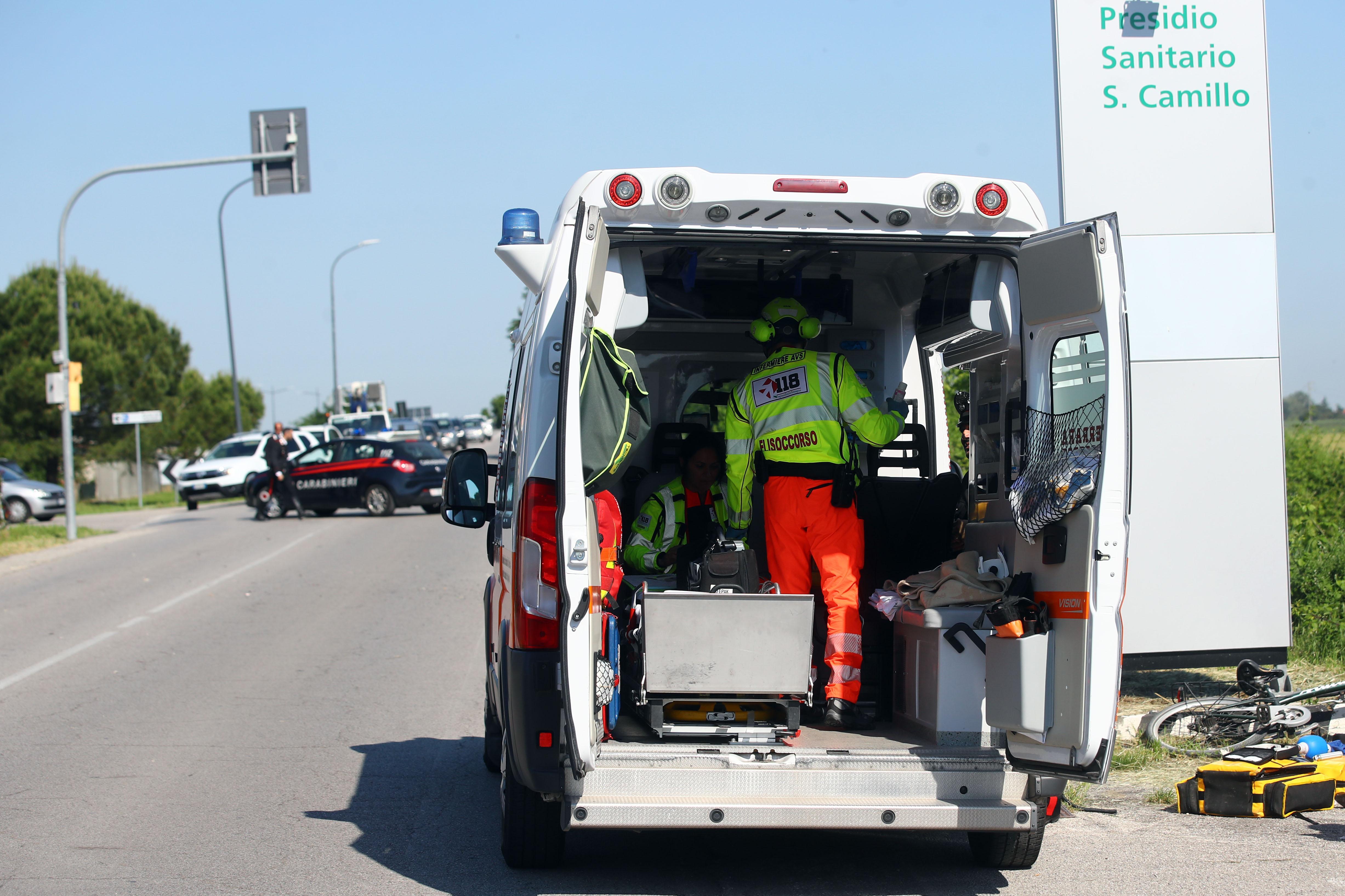 Intervento di soccorso di fronte alla Casa della salute di Comacchio