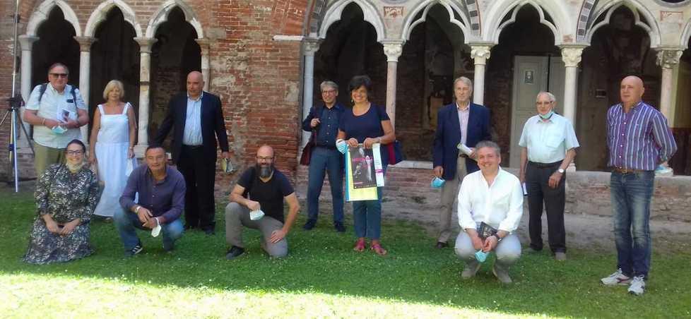 Il Real Collegio protagonista dell’estate: quaranta eventi nel chiostro di Santa Caterina 