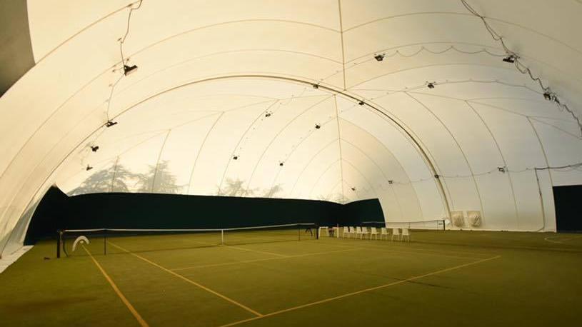 Il campo coperto del Criclo tennis di Bagnolo