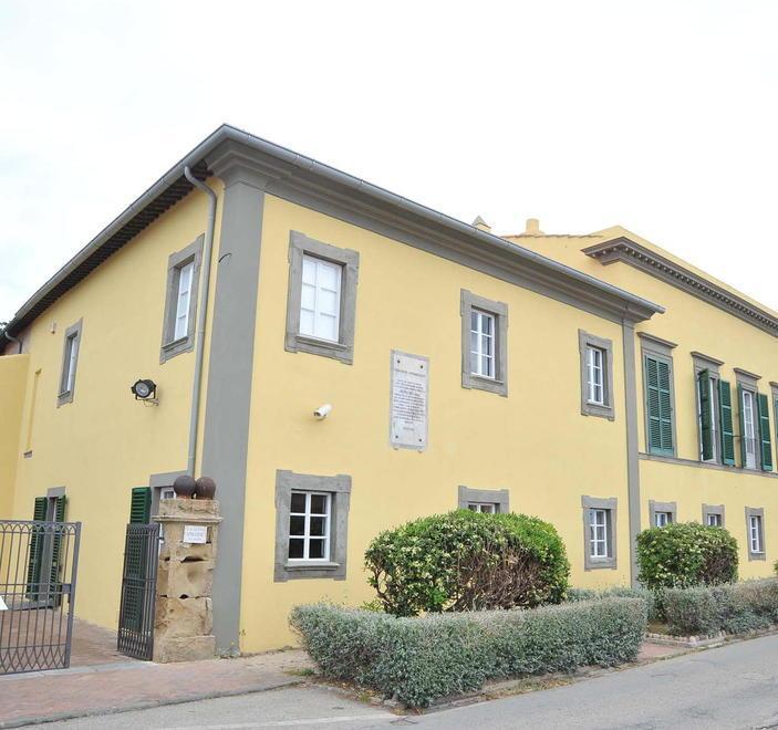 Dopo mesi di stop riaprono le due residenze napoleoniche 