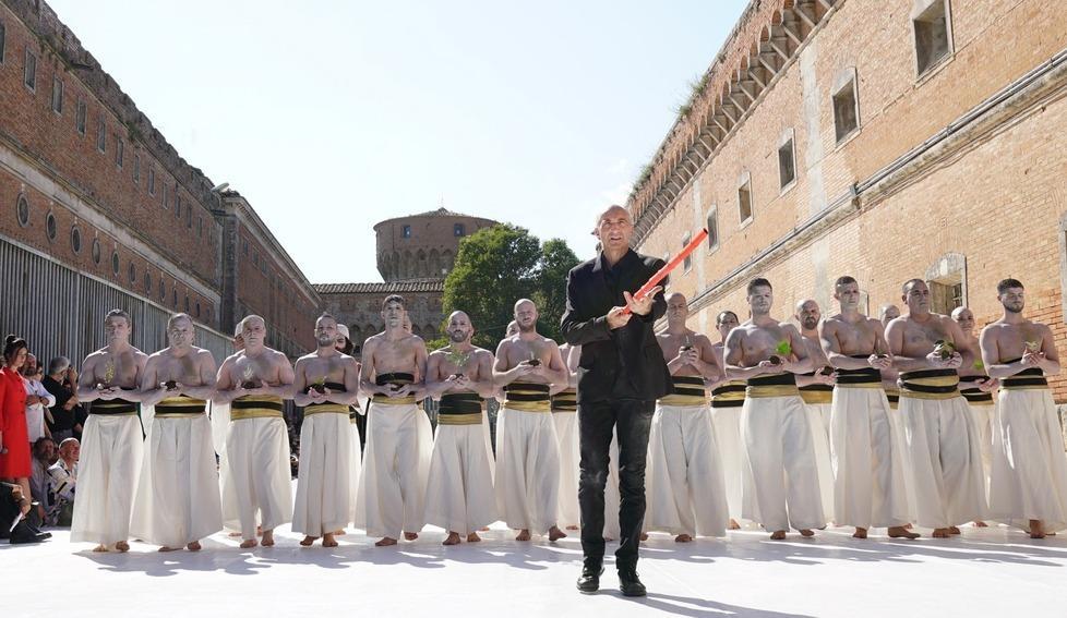 Lunedì la prima pietra del teatro stabile in carcere per i detenuti attori 
