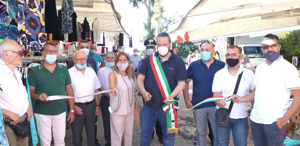 Inaugurato il mercato