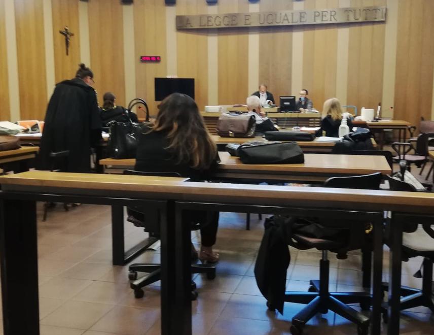 Gelosia, pestato un geometra condannati i tre aggressori 