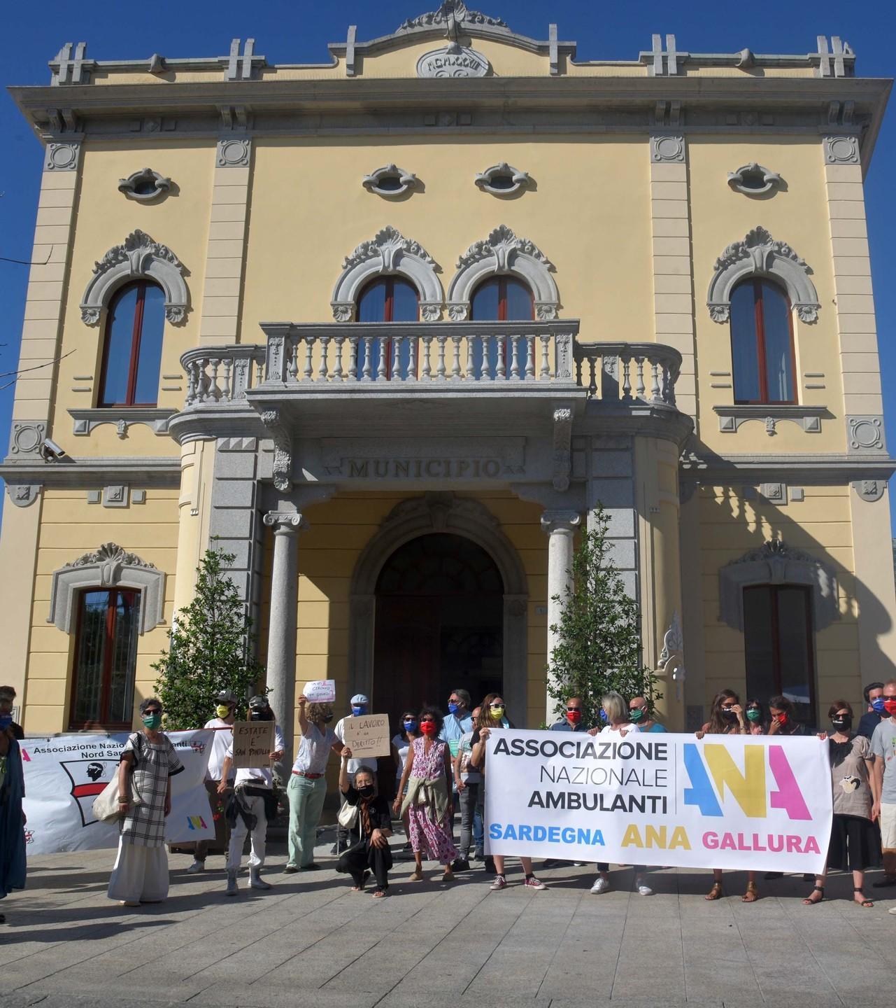 Mercato, il Comune dice sì San Pantaleo apre domani 