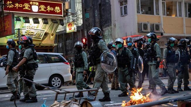 Hong Kong: una 15enne tra gli arrestati per la legge sulla sicurezza 