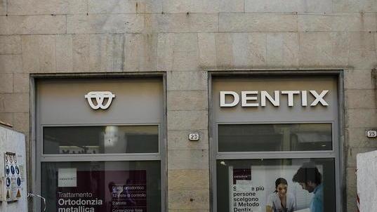 Crac Dentix, continua la corsa degli utenti a chiedere aiuto