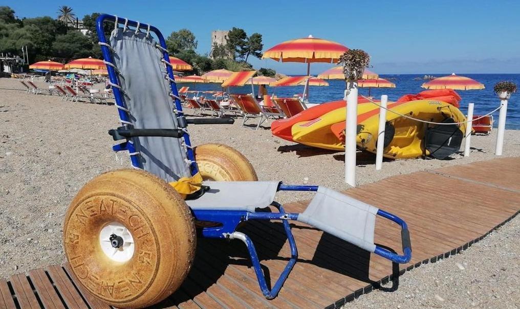 Servizi per disabili nella spiaggia di Santa Maria Navarrese