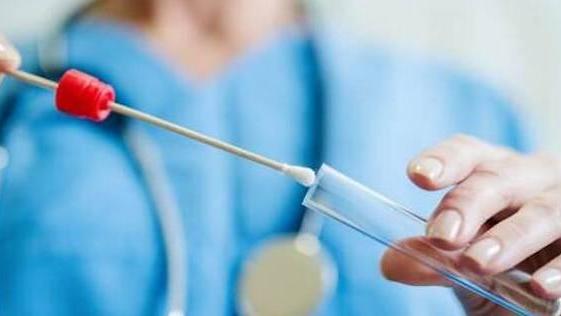 Modena, Coronavirus: pazienti negativi poi di nuovo positivi «Non spaventiamoci sono residui di virus»