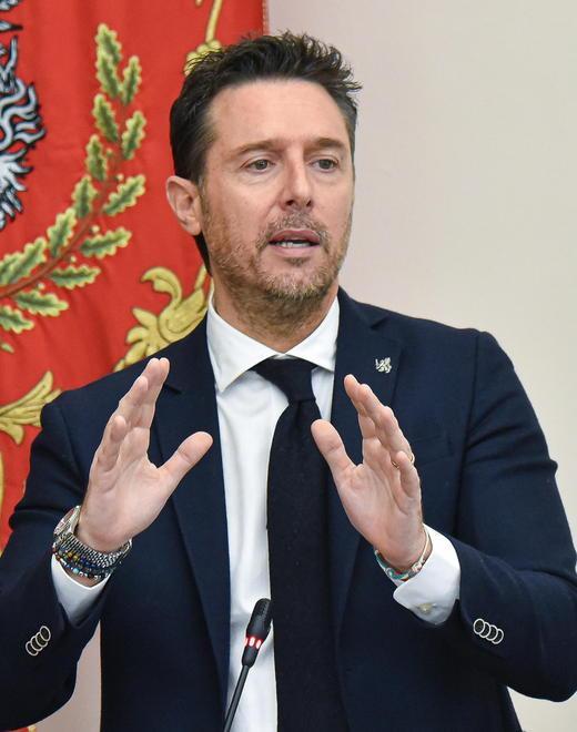 «Ma quale sconfitta, ciò che accade in via Roma è colpa della sinistra»