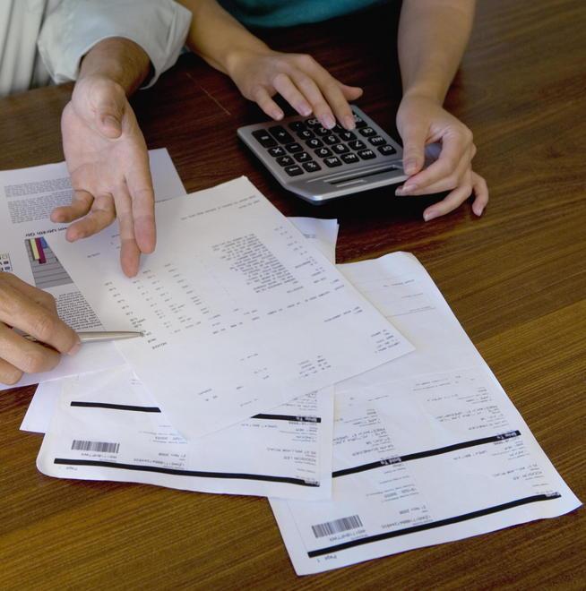 Contributo calibrato in base all’Isee da 150 euro per arrivare a 375 al mese presentando il contratto di assunzione 