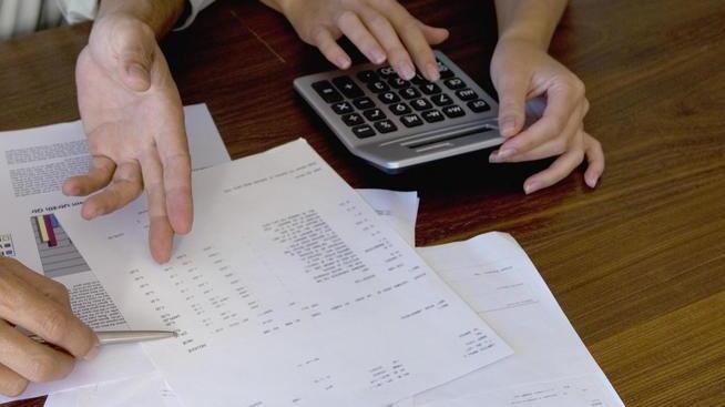 Contributo calibrato in base all’Isee da 150 euro per arrivare a 375 al mese presentando il contratto di assunzione