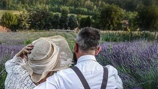 Picnic tra i filari di lavanda all’Azienda Valtresinaro