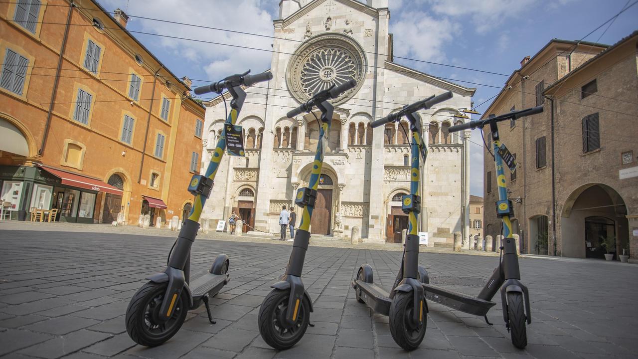 Modena, controlli serrati sui monopattini