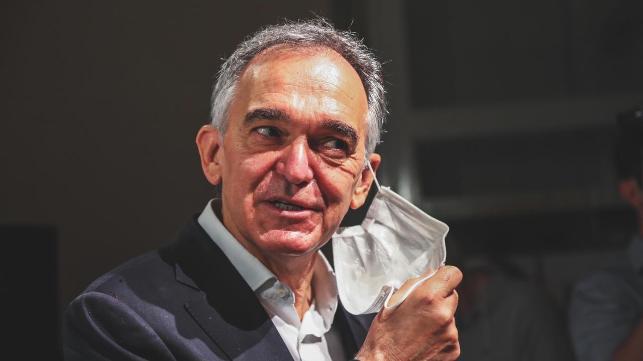 Tre focolai familiari per sovraffollamento, Rossi firma un'ordinanza: usate l'albergo sanitario