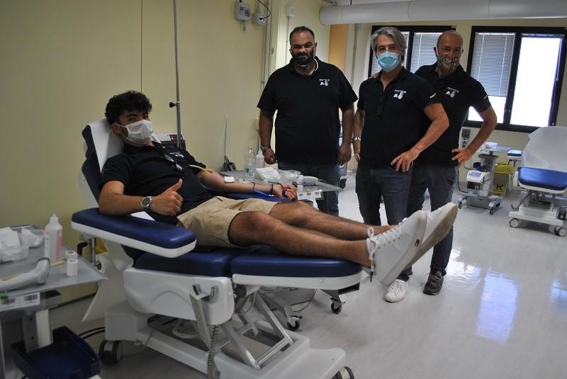 I "guerrieri" della Tarantini e i centauri donano il sangue a Sassari