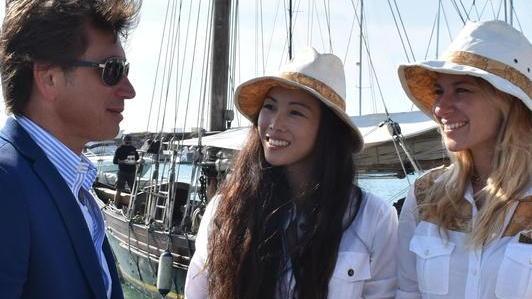Le telecamere di Donnavventura al porto turistico Boccadarno