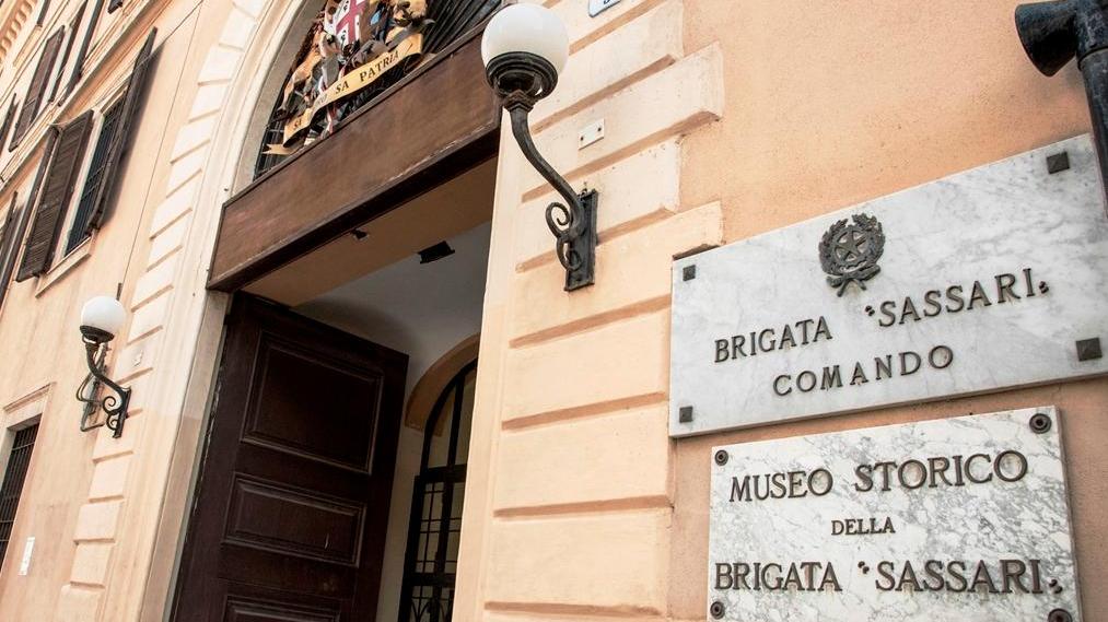 Dopo cento giorni riapre il museo storico della Brigata Sassari