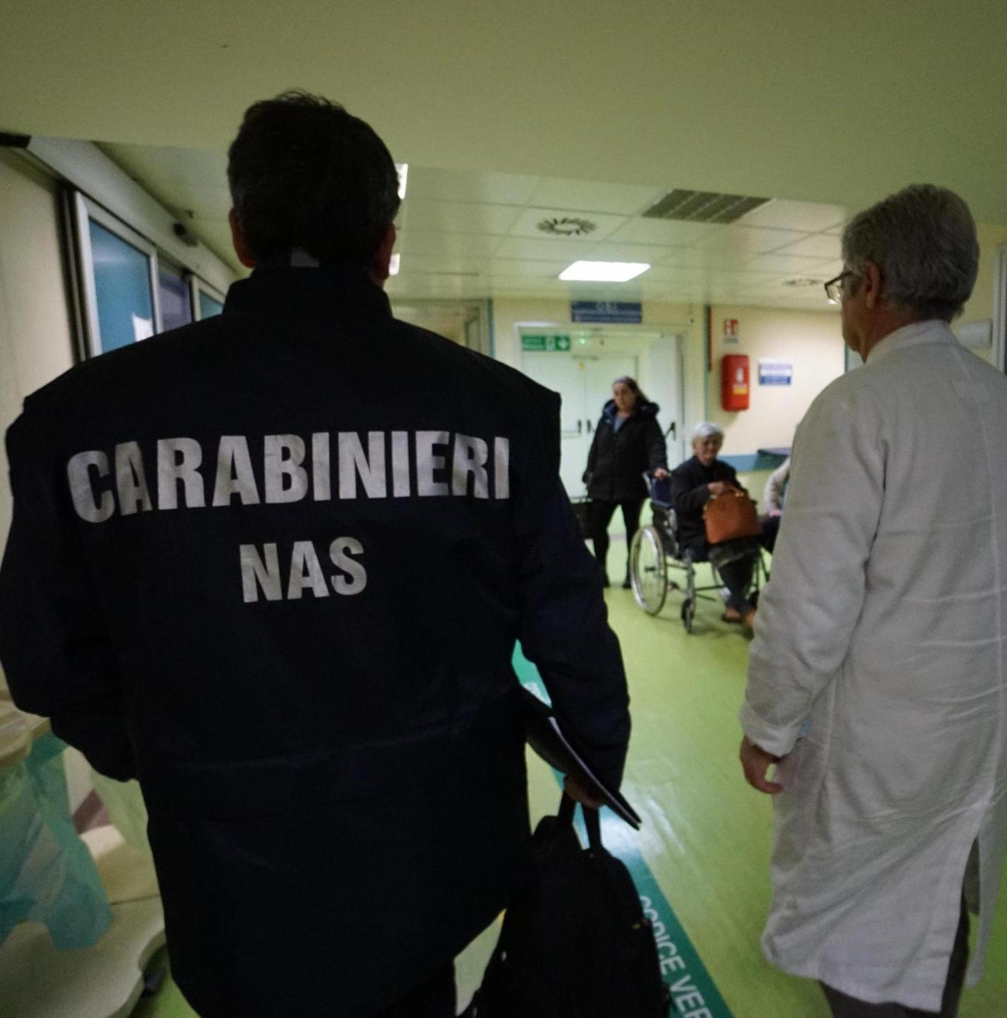 «Mamma ricoperta di formiche» 