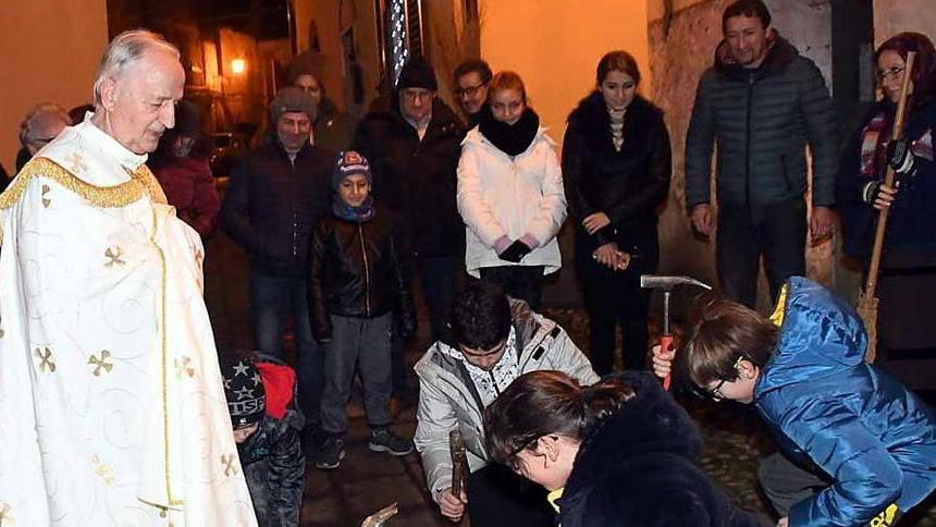 Don Roberto Turini 60 anni da parroco «Dà grande amore»
