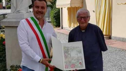 Don Arcangelo saluta Porcari A 91 anni (30 in paese) andrà a Roma