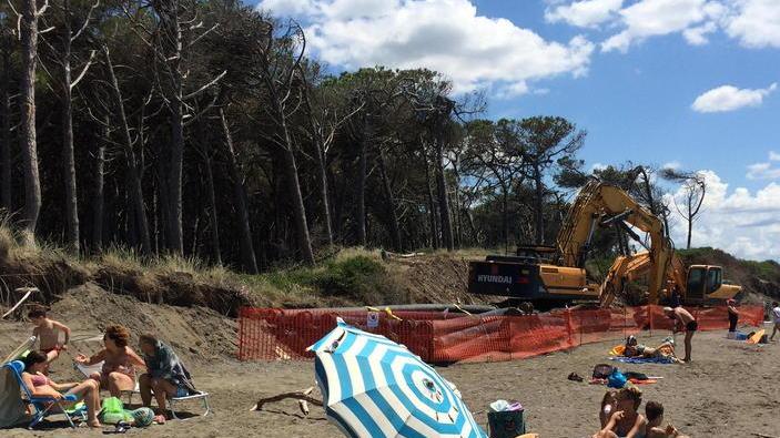 Per “rinforzare” la spiaggia 20mila metri cubi di sabbia