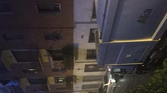 Alia non svuota i cassonetti in via Toscanini
