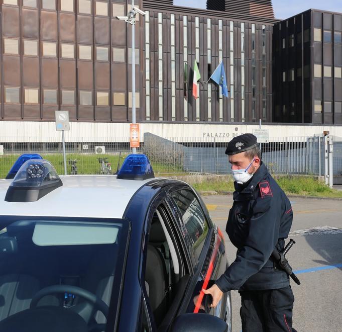 Per i due chili di stupefacenti finisce agli arresti domiciliari 