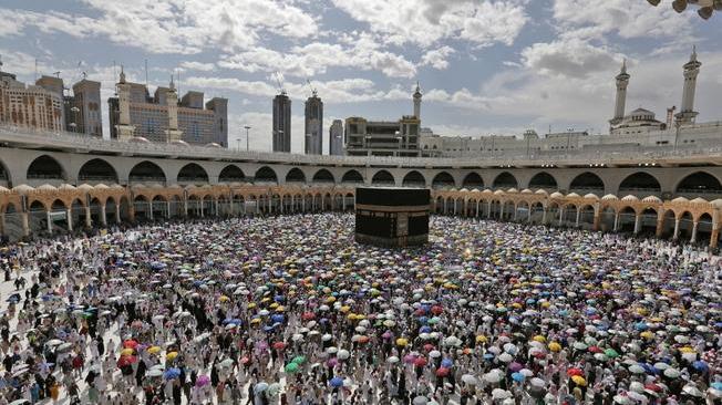Coronavirus: Riad spiega regole pellegrinaggio alla Mecca