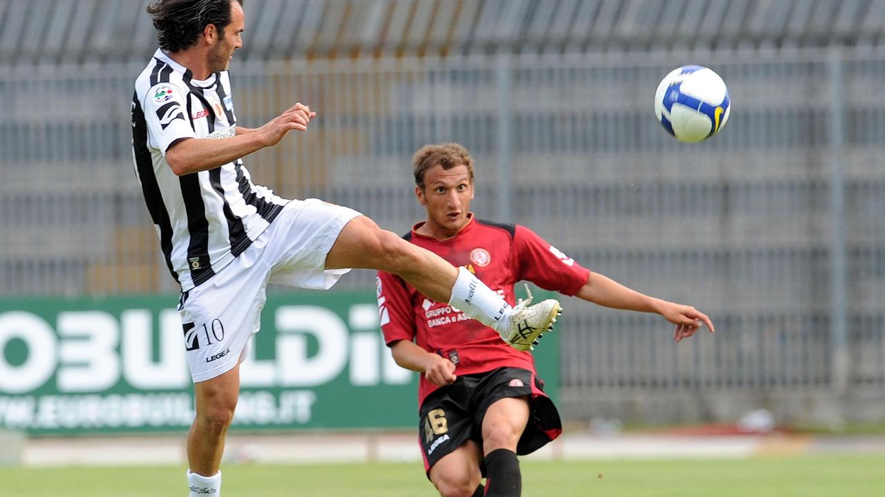 Calcio in lutto: è morto a 33 anni l'ex amaranto Giuseppe Rizza