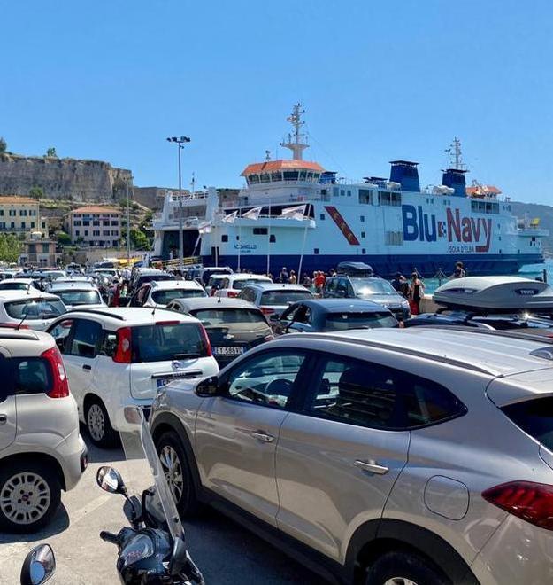 Turismo all'Elba, il recupero corre a colpi di prenotazioni “last minute” 