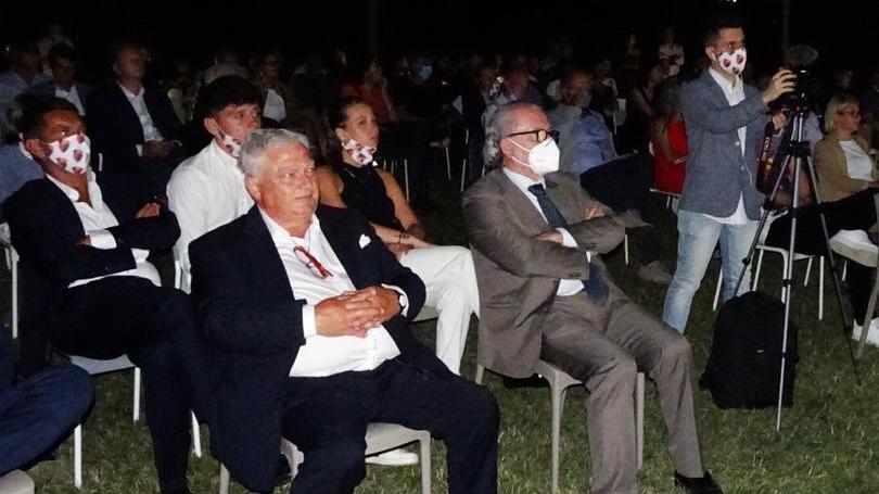 Orazio Ferrari accanto al presidente della Lega Pro, Francesco Ghirelli (Foto Gori)