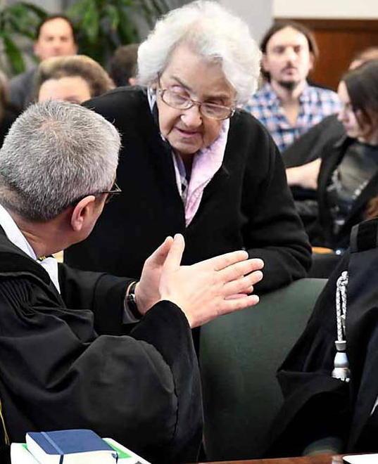 «900 richieste di aiuto a morire» 