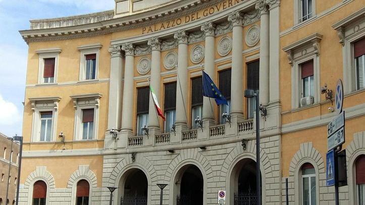 l palazzo della prefettura (FOTO BF)