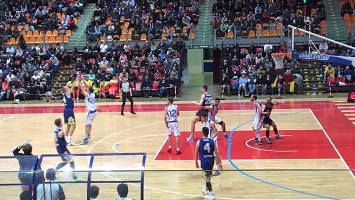 PalaModì e lo sport escluso, il sindaco rassicura: «L’Italbasket giocherà qui»
